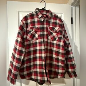 BNWT Size L Wrangler Red and Black Checkered Flannel Javkey
